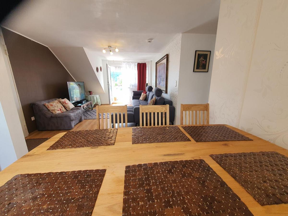 Ferienwohnung Berg View Bad Kissingen Apartment Mit 3 Schlafzimmern Εξωτερικό φωτογραφία